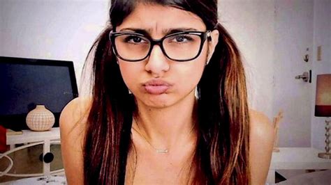 mia khalifa pornography|Mia Khalifa XXX Videos